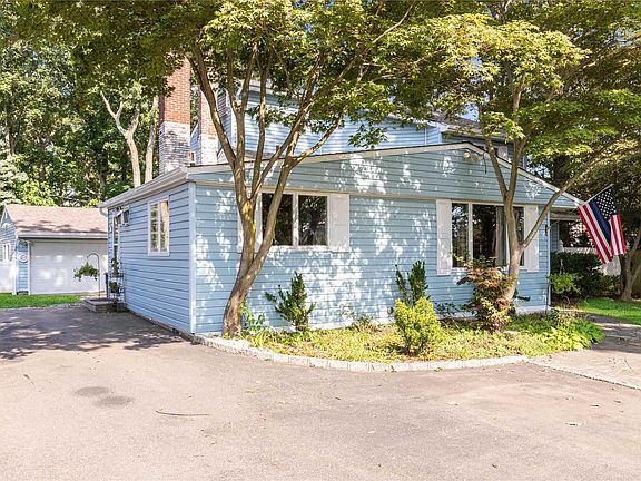 2nd image of 39 Morewood Dr