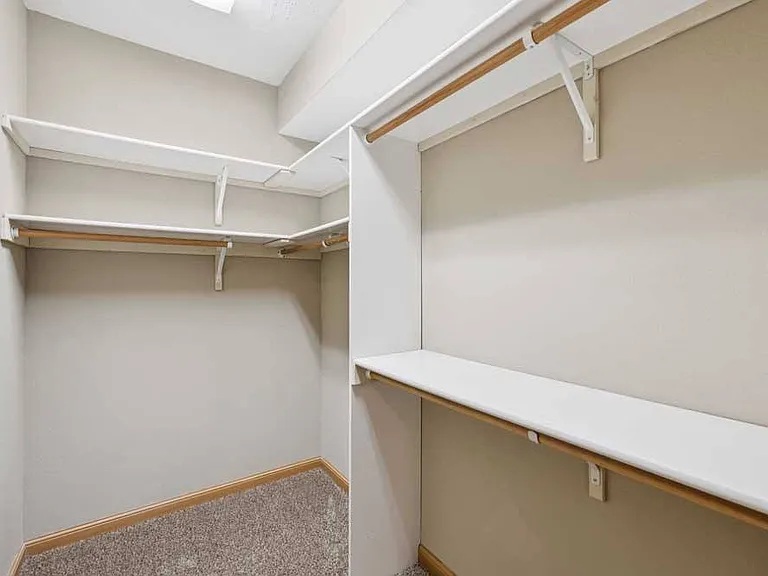 Stone Ridge Estates Apartments & Duplexes — Photo 125