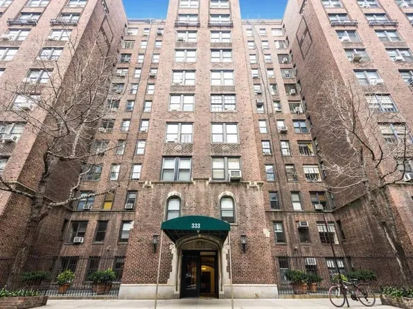 333 East 53rd Street image 17 of 17