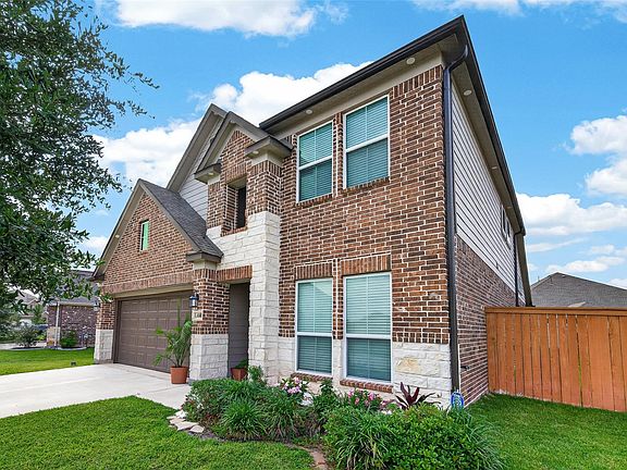 3rd image of 21427 Costalinda Dr