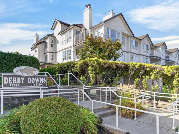 17730 58a Ave #205, Surrey, BC V3S 8M5