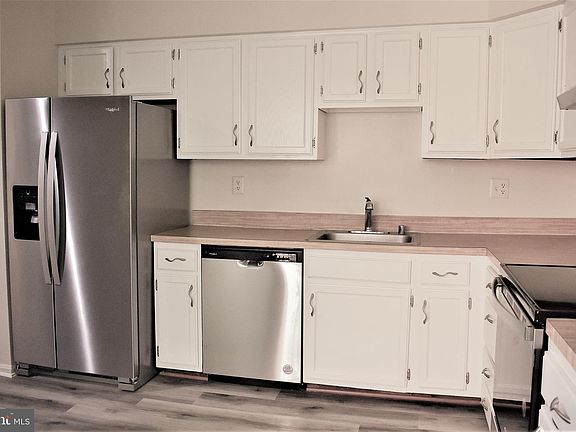 5th image of 10946 Rampart Way