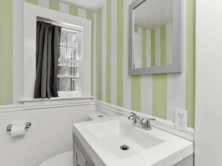 61 Hillandale Rd — Photo 13