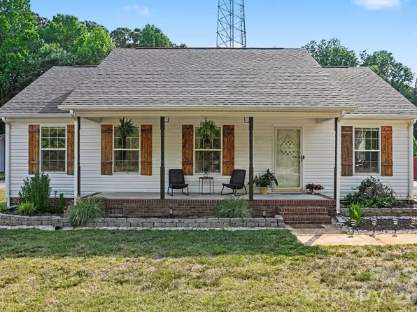8664 Red Rd, Rockwell, NC 28138
