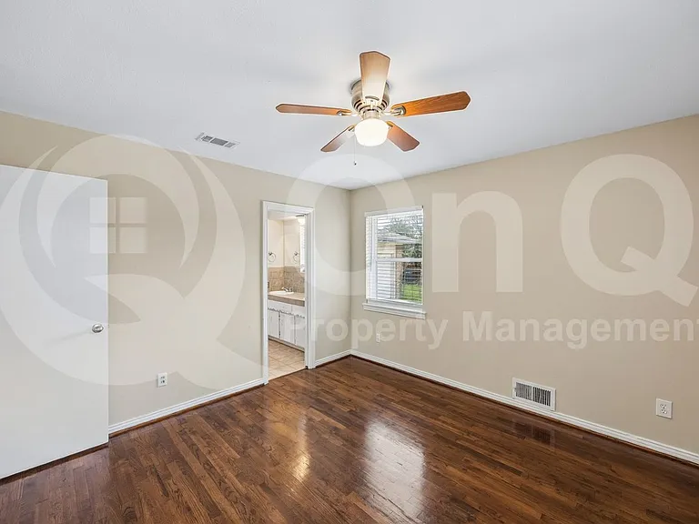 9007 Sweetwater Dr — Photo 18