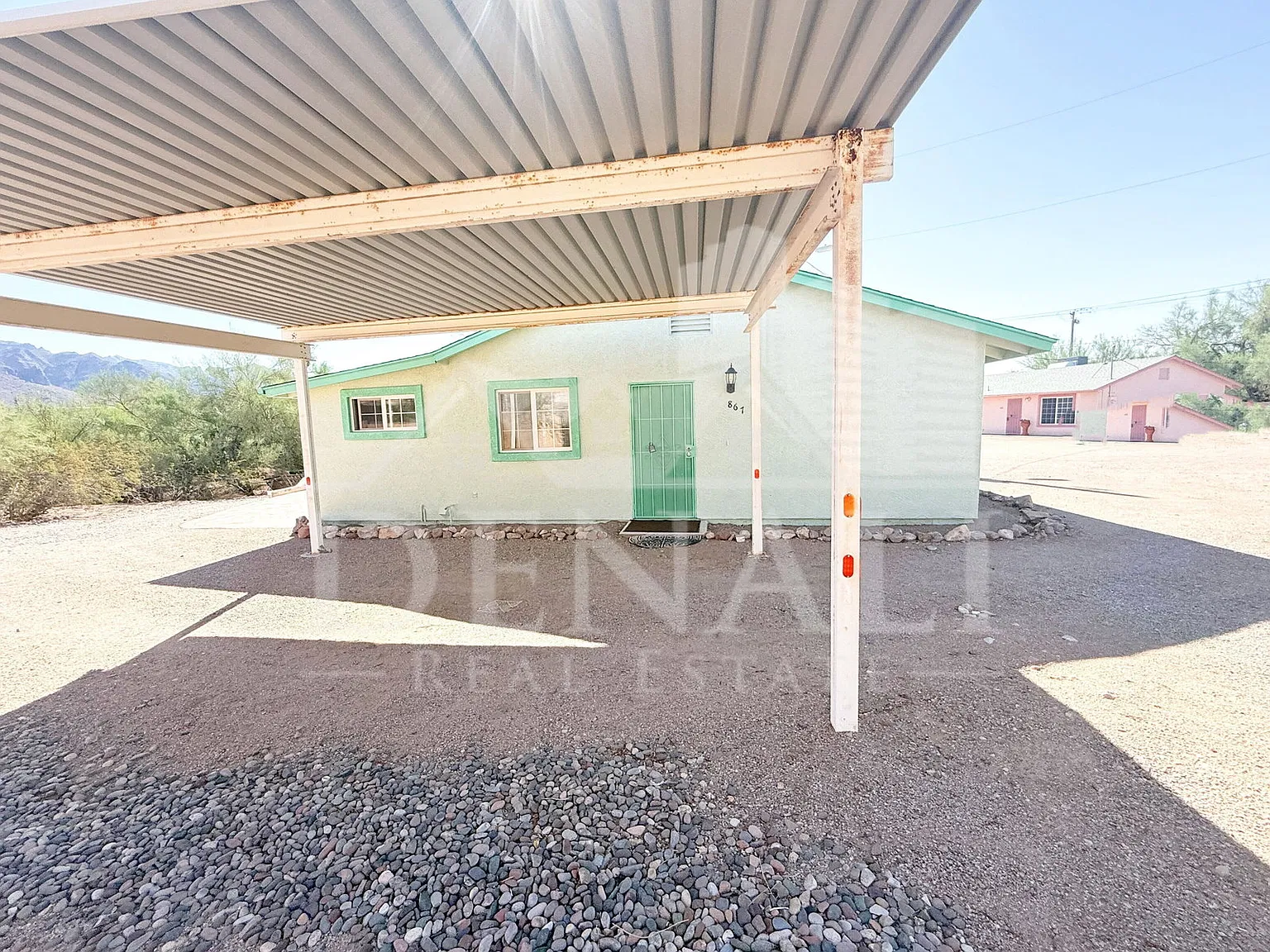 2 bed, 1.0 bath, 780 sqft, $1,295 — Photo 1