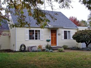 3065 Memory Ln, Eugene, OR 97404