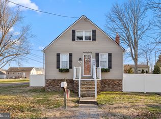 2060 Lincoln Ave, Croydon, PA 19021