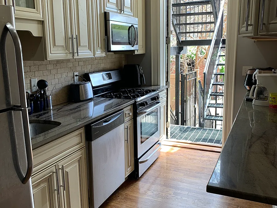 1 Wigglesworth St #1