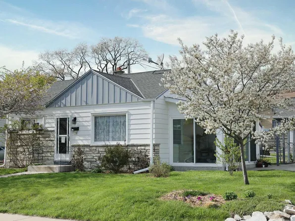 316 West Martin LANE, Milwaukee, WI 53207
