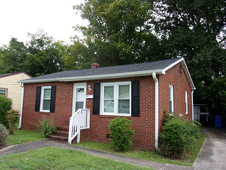 247 Barber St — Photo 2
