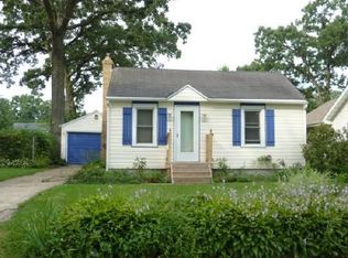 318 Perry Ave, South Beloit, IL 61080