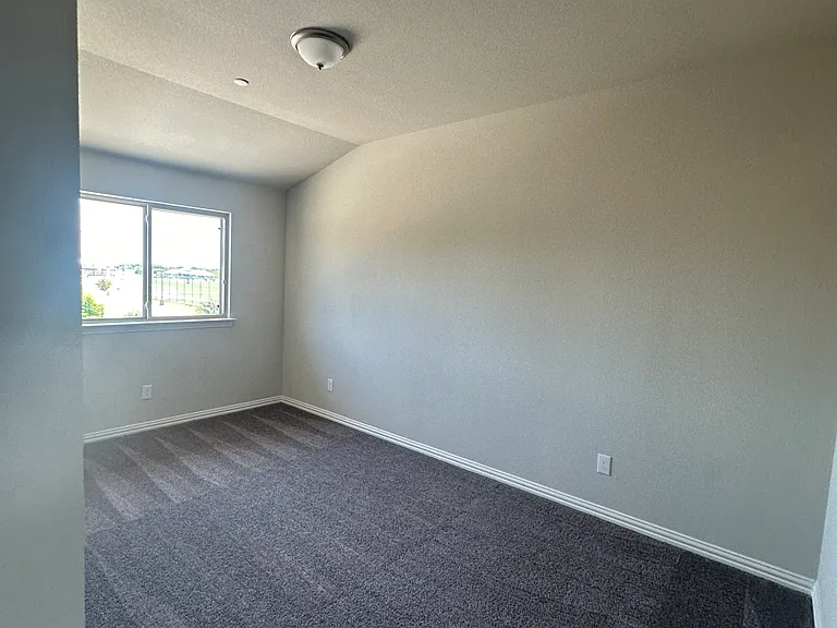 3104 Solana Cir #3104 — Photo 10