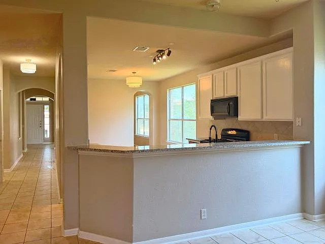 3304 Winding Shore Ln — Photo 8