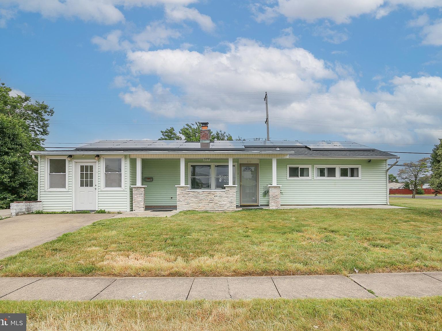 377 Stonybrook Dr, Levittown, PA 19055 Zillow