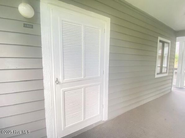 10174 Beach Dr SW Unit 1302