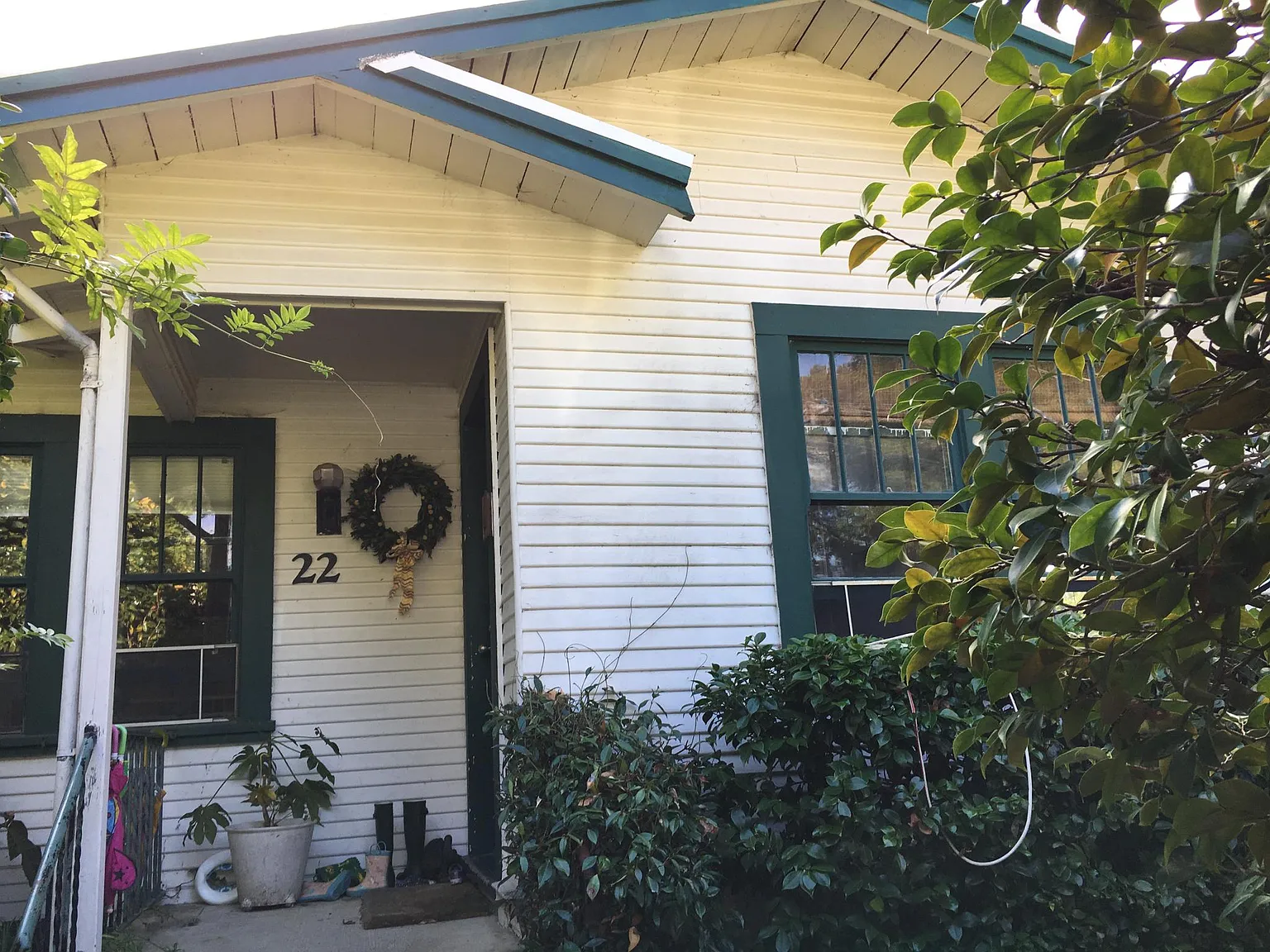 22 Amicita Ave photo 1