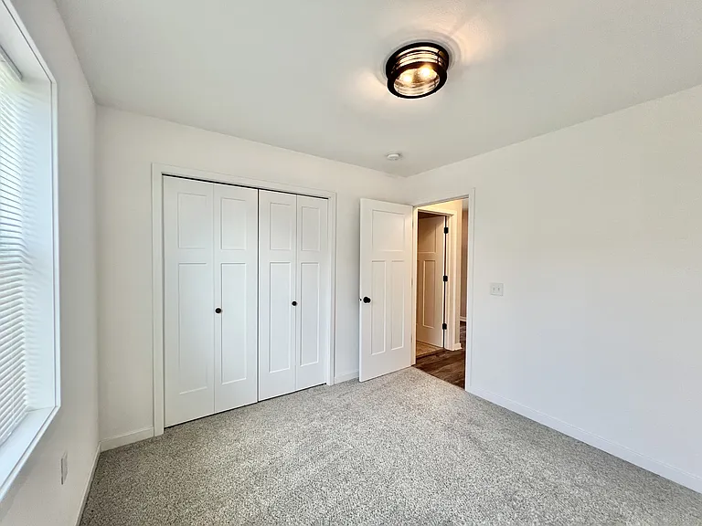 3834 Lucey St — Photo 11