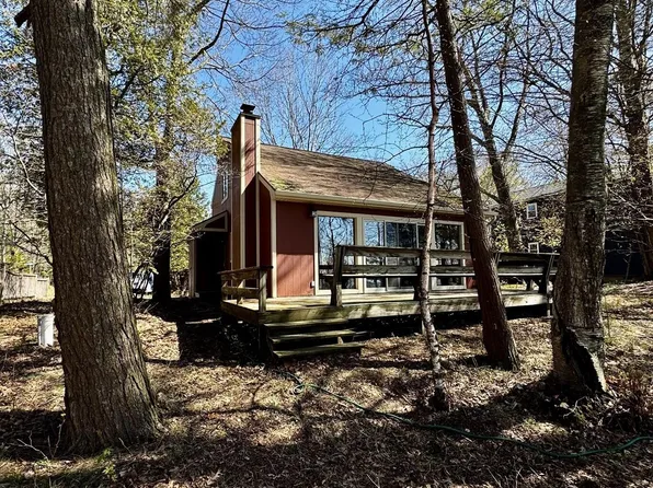 4667 N Lakeshore Dr, Mears, MI 49436