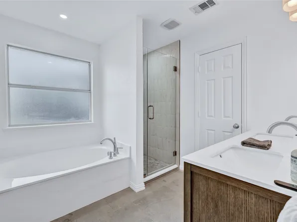 7636 Brittany Pl, Fort Worth, TX 76137