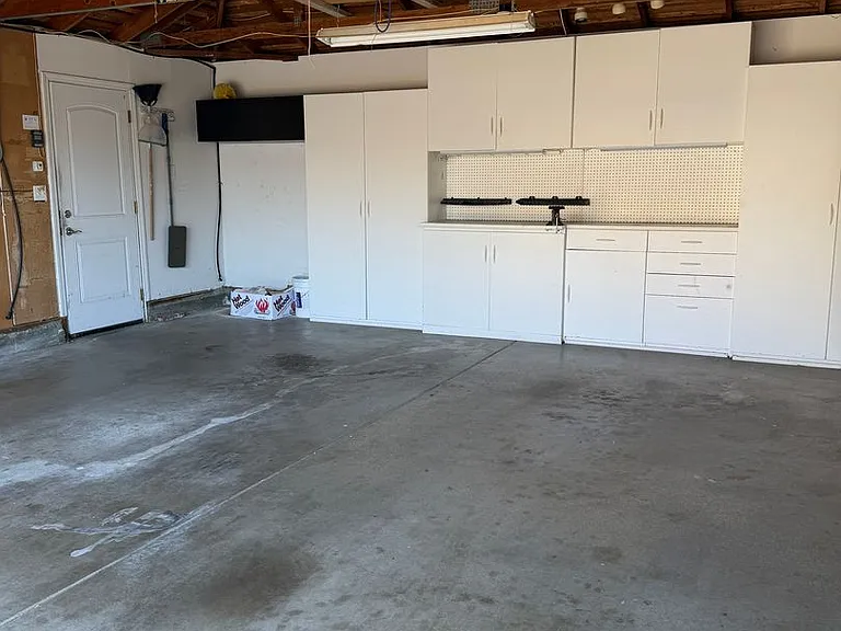 5447 Anselmo Ct — Photo 32