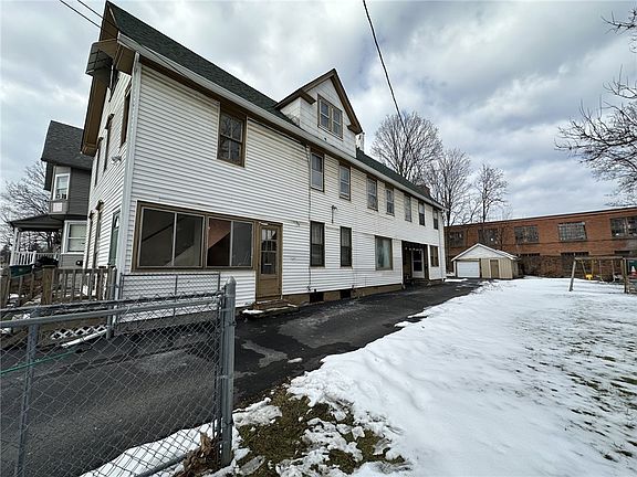 4th image of 52 Dr Samuel McCree Way