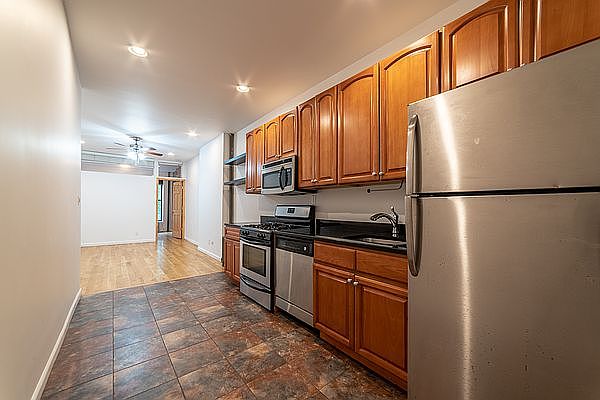 1st image of 529 E 13th St APT 2a