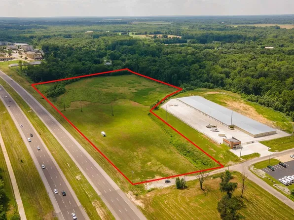 1461 N County Line Rd, Carbondale, IL 62901