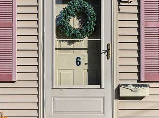 6 Munroe St, Newburyport, MA 01950