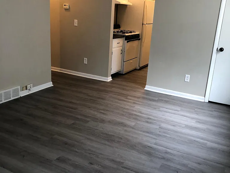 2120 Meadowlawn Dr — Photo 8