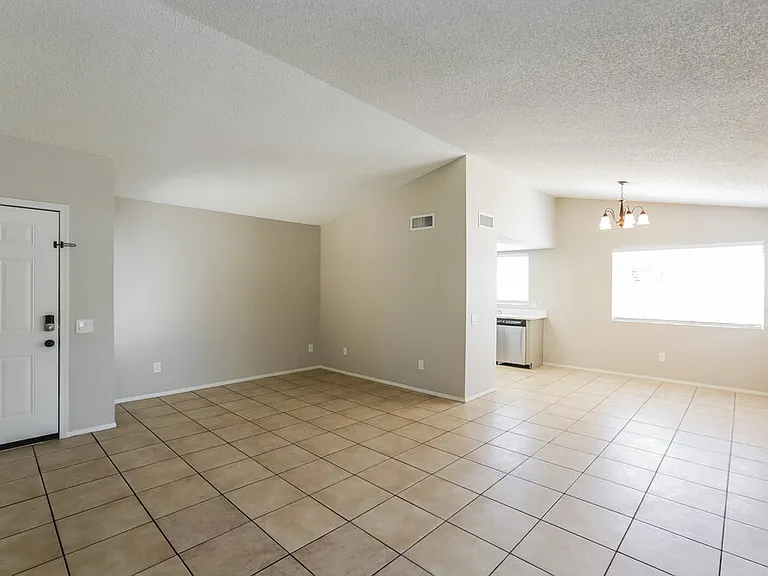 6933 W Nicolet Ave — Photo 4