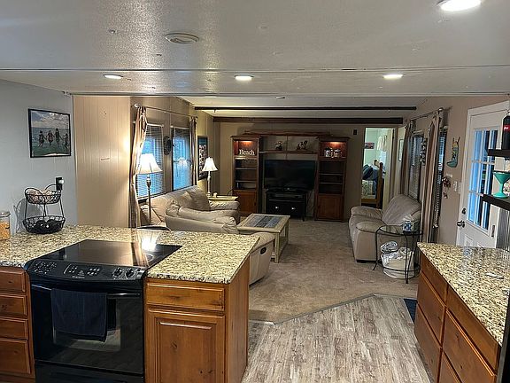 5th image of 17 Anchor Rd