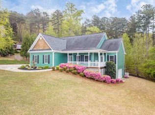 1290 Smithdale Heights Dr, Cumming, GA 30040