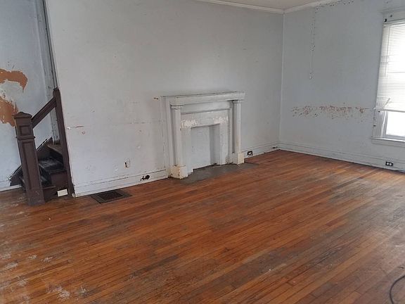 3rd image of 1217 W Onondaga St