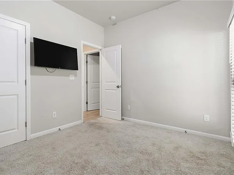 6504 Brooklake Ct — Photo 16
