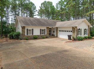 28 Victoria Ln, Hot Springs Village, AR 71909