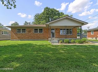 2405 Omaha Ln, Louisville, KY 40216