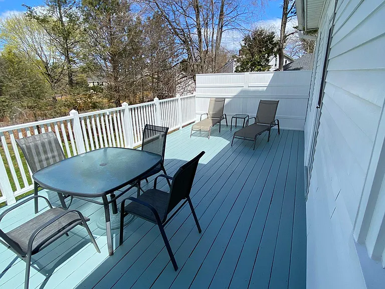 9 Woodbury St — Photo 15