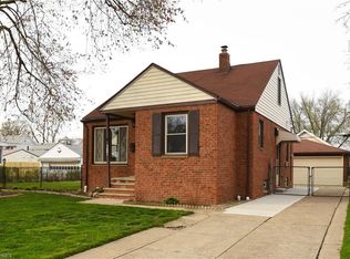 387 E 323rd St, Willowick, OH 44095