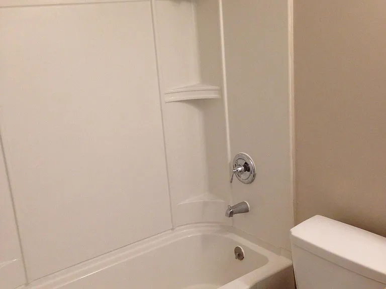 4 Davis St #2 — Photo 3