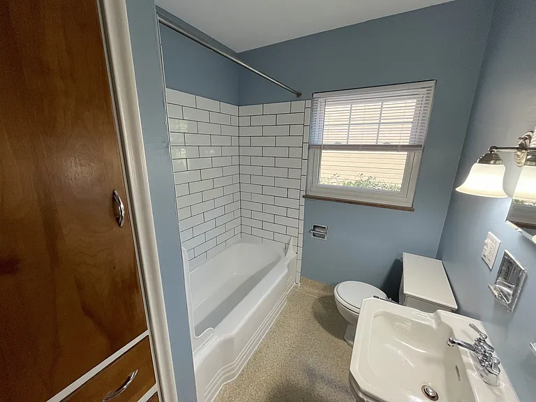 3810 N High St — Photo 6