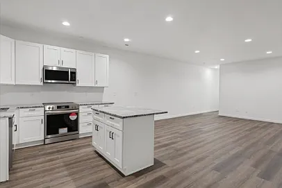 2224 E 4th Ave #1 — Photo 16