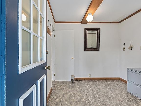 4th image of 175 Pine Ridge Dr