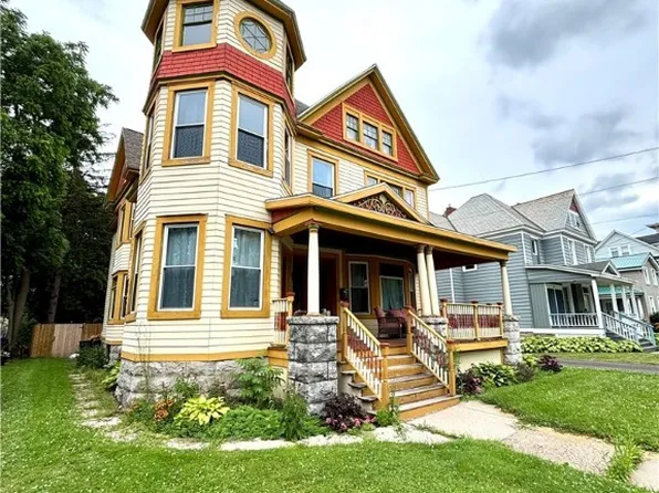 57 E Genesee St, Auburn, NY 13021
