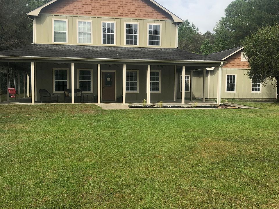 Front view of house.