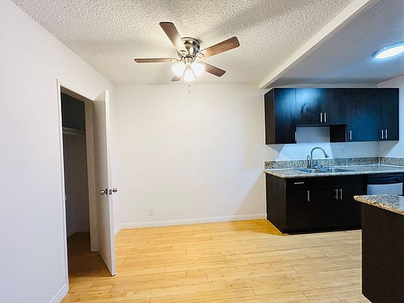 5th image of 3105 S Durango Ave