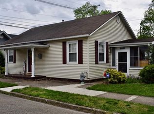 311 Clinton St, Circleville, OH 43113