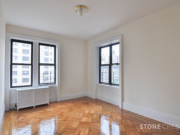 4th image of 2600 Broadway #6B