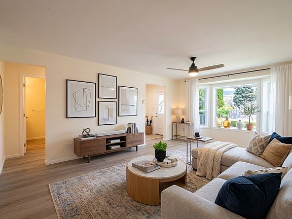 3rd image of 183 Maple St #102