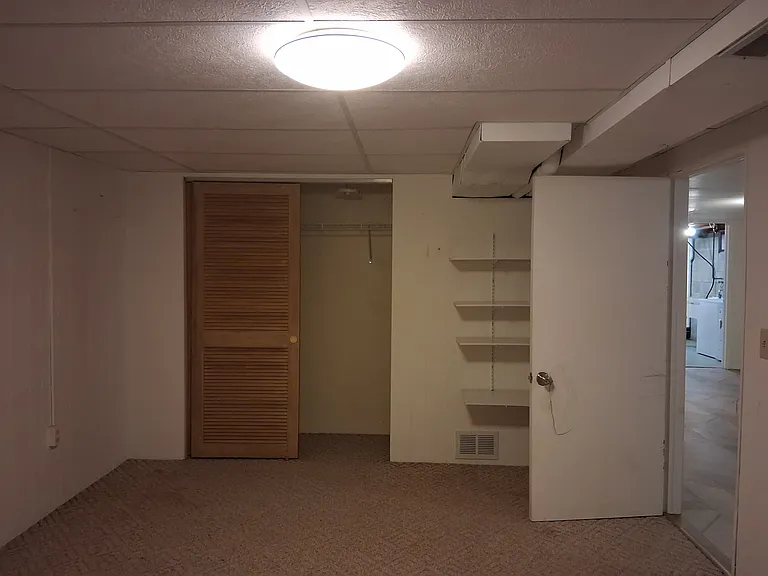 210 Elm St — Photo 21